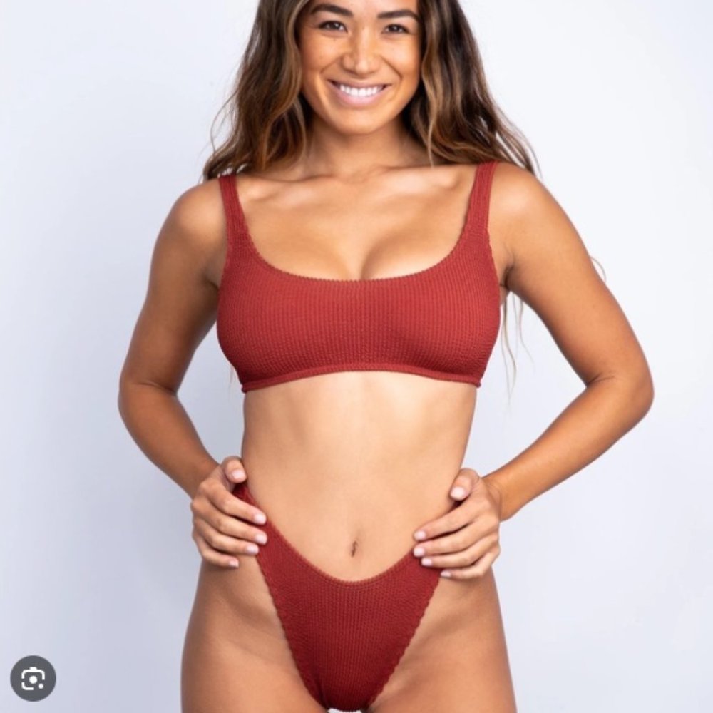 Skatie Mya Top and Alana Bottom in Mars Crinkle L
